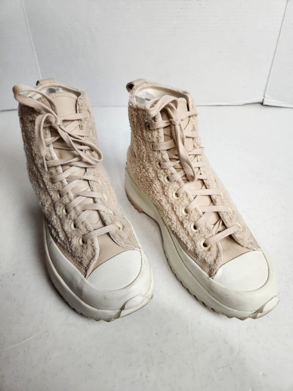 Converse Run Star Hike High-top Sherpa Tan White Women's 8.5 Men's 7.0 - Picture 1 of 10
